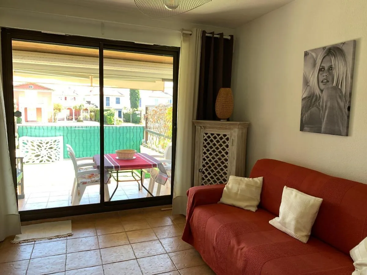 Appartement Rue De L'Amarrage A Port Grimaud Avec Terrasse Vue Canaux Et Garage
